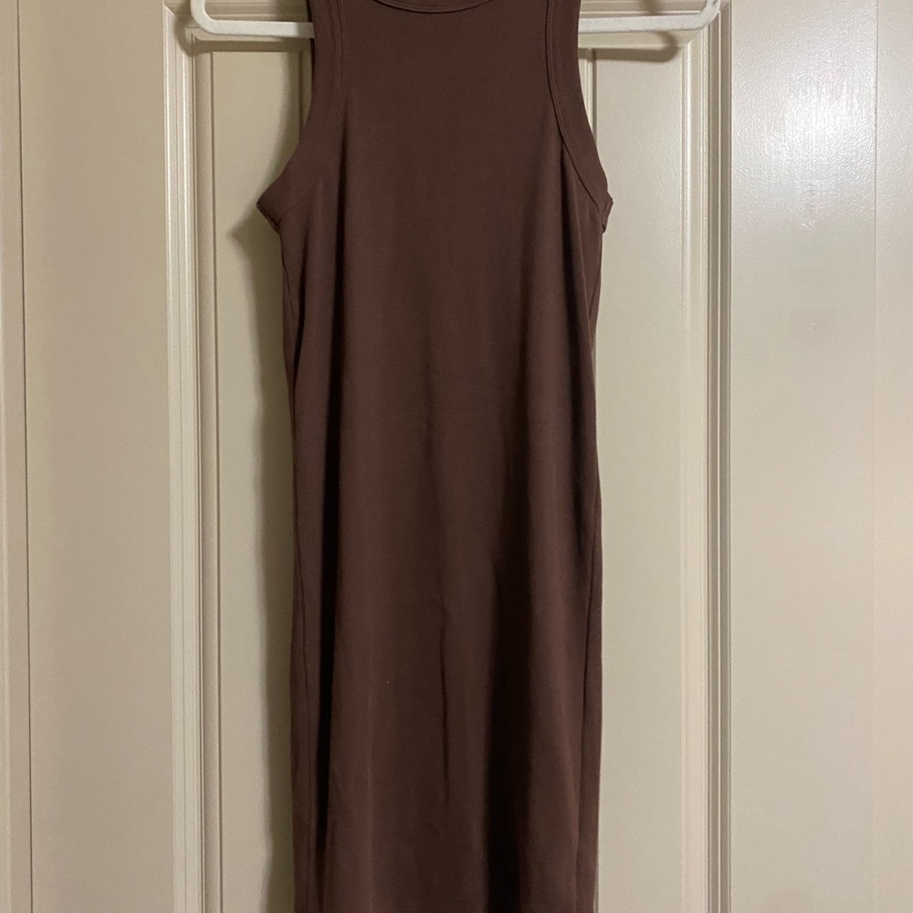 Sleeveless Brown Dress